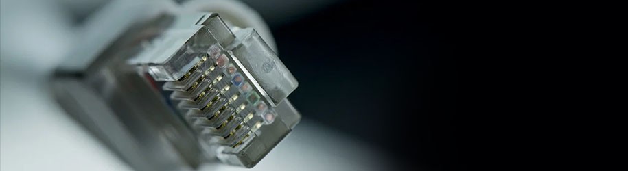 Cat7-patchkabel med Cat6a-kontakt